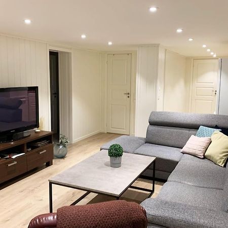 Newly Renovated Basement Apartment Sarpsborg Eksteriør bilde